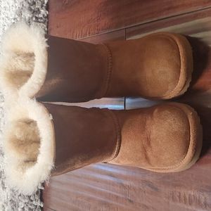 Uggs Brown Bailey Bow